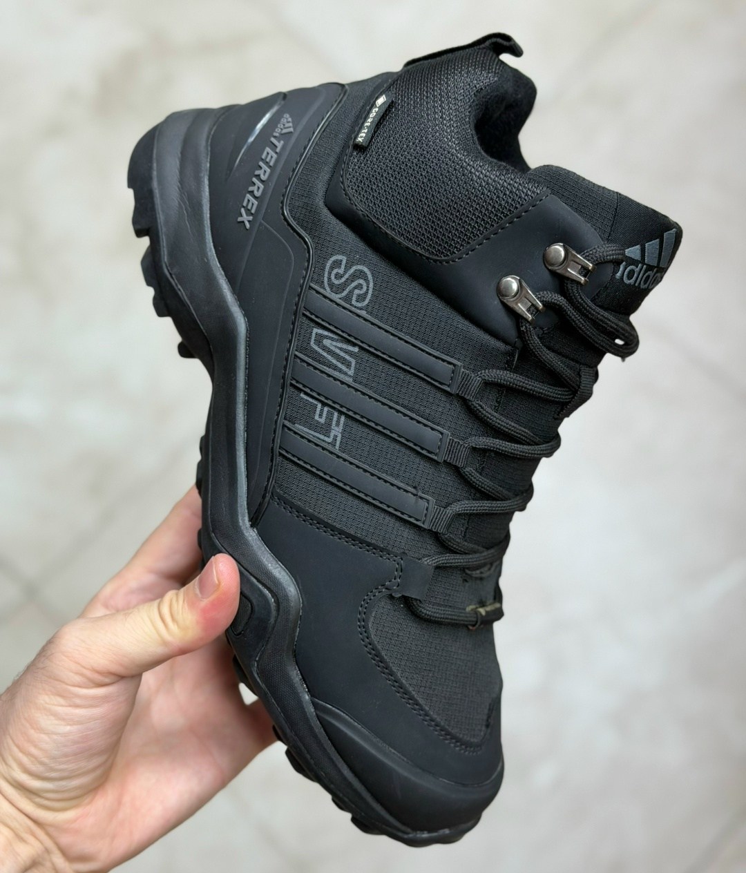 зимние кроссовки adidas terrex,мужские кроссовки зимние adidas terrex,зимние кроссовки adidas,зимние ботинки adidas climaproof высокие,мужские зимние кроссовки adidas climaproof
