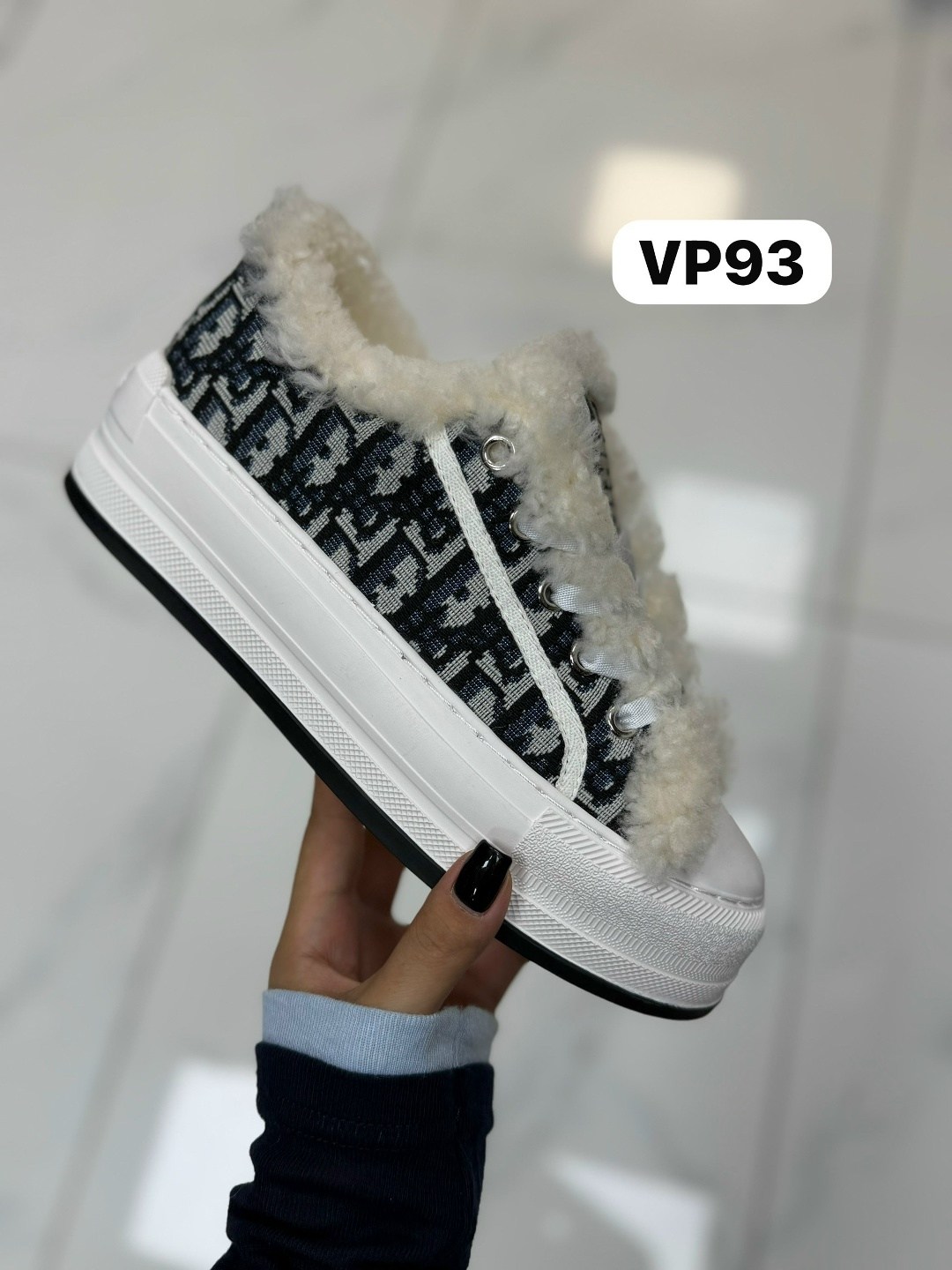 женские зимние кеды с мехом christian dior walk'n' серые,кеды walk n dior platform зимние на меху,женские зимние кеды с мехом christian dior walkn серые lm-19557,кеды с мехом christian dior,кеды dior
