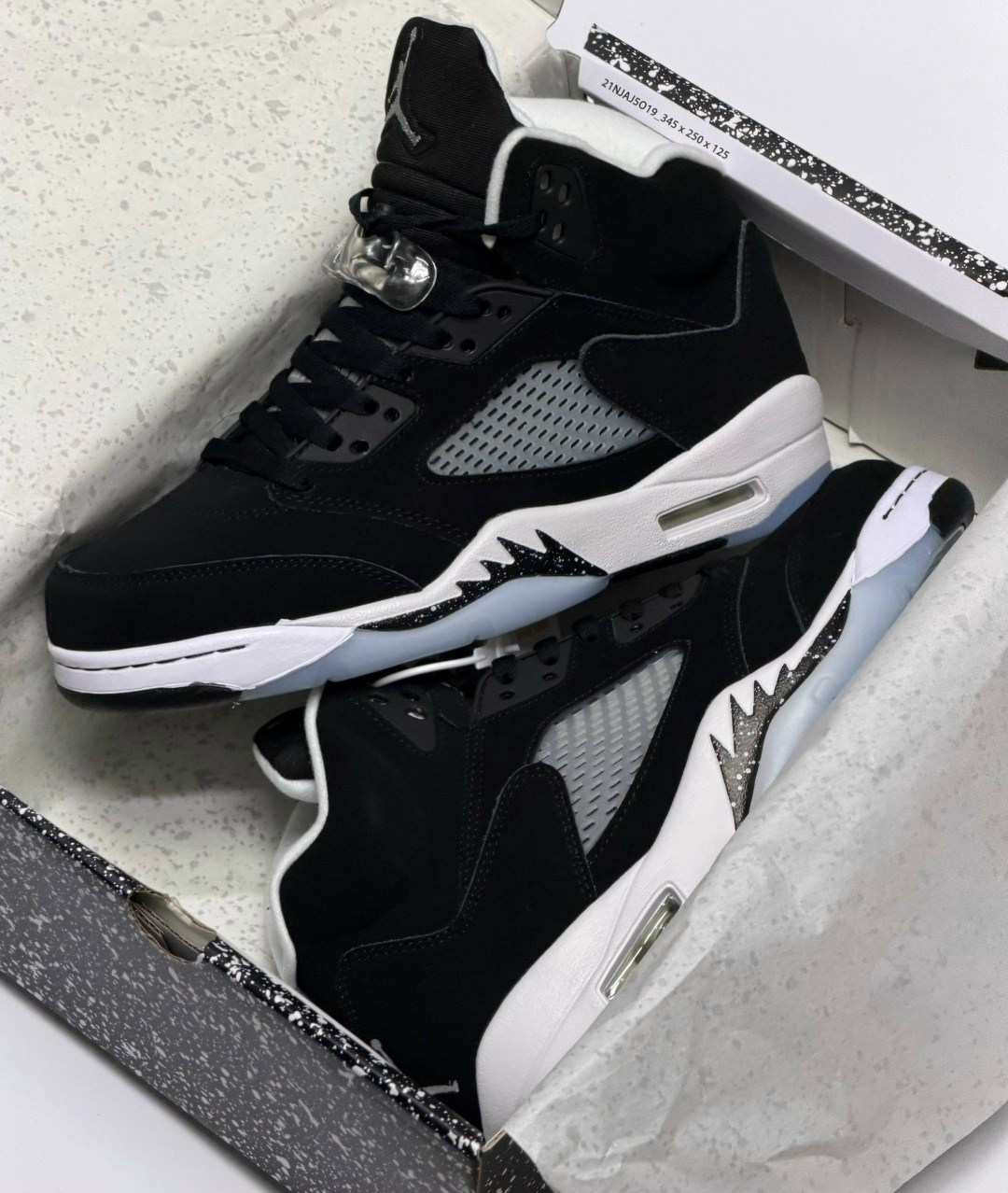 кроссовки jordan air jordan 5 retro,air jordan 5,кроссовки air jordan 5 retro oreo,кроссовки,кроссовки air jordan 5 retro