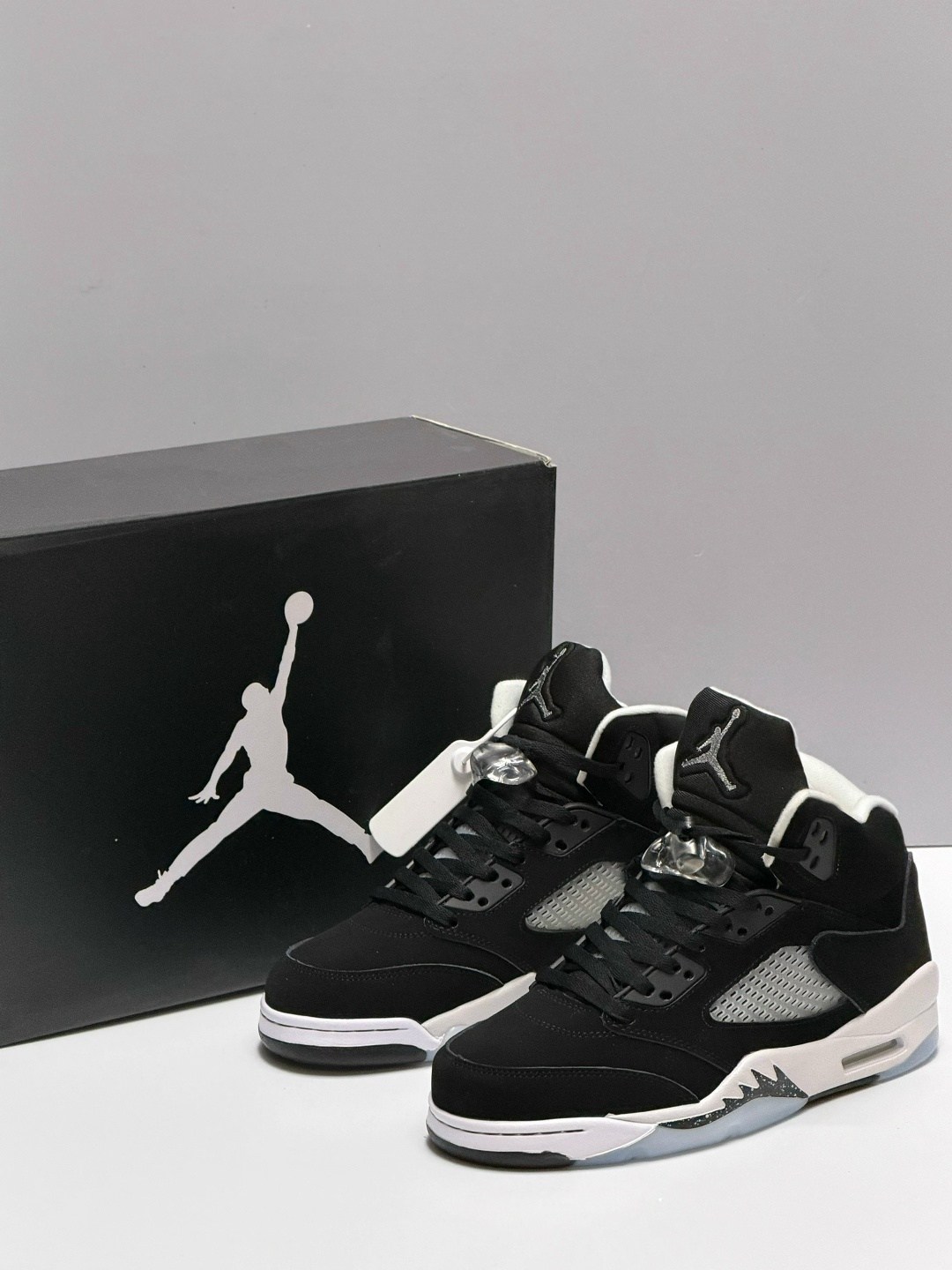 кроссовки jordan air jordan 5 retro,air jordan 5,кроссовки air jordan 5 retro oreo,кроссовки,кроссовки air jordan 5 retro