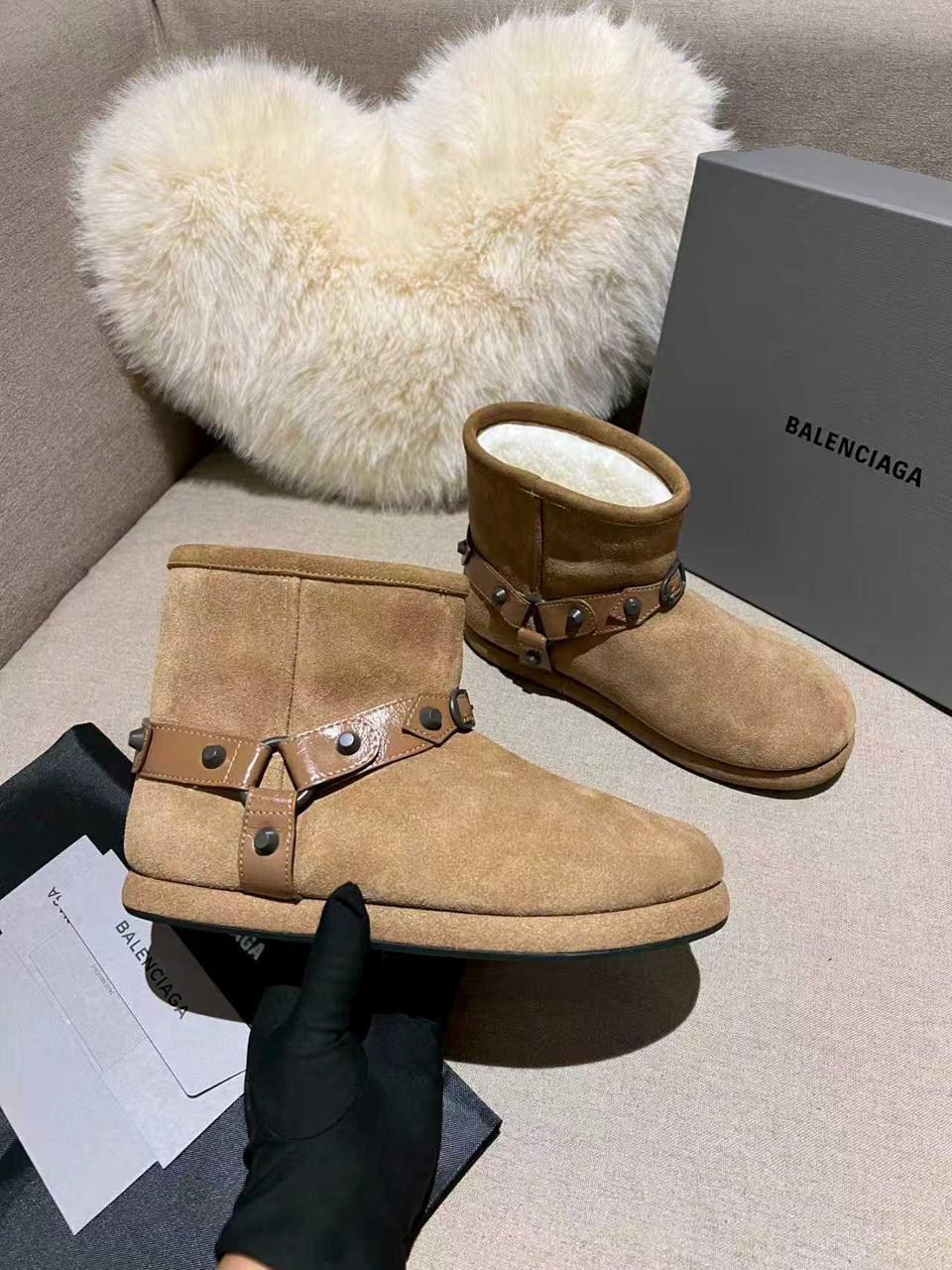 ботинки balenciaga,угги женские,женские ботинки с мехом,,женские кроссовки balenciaga