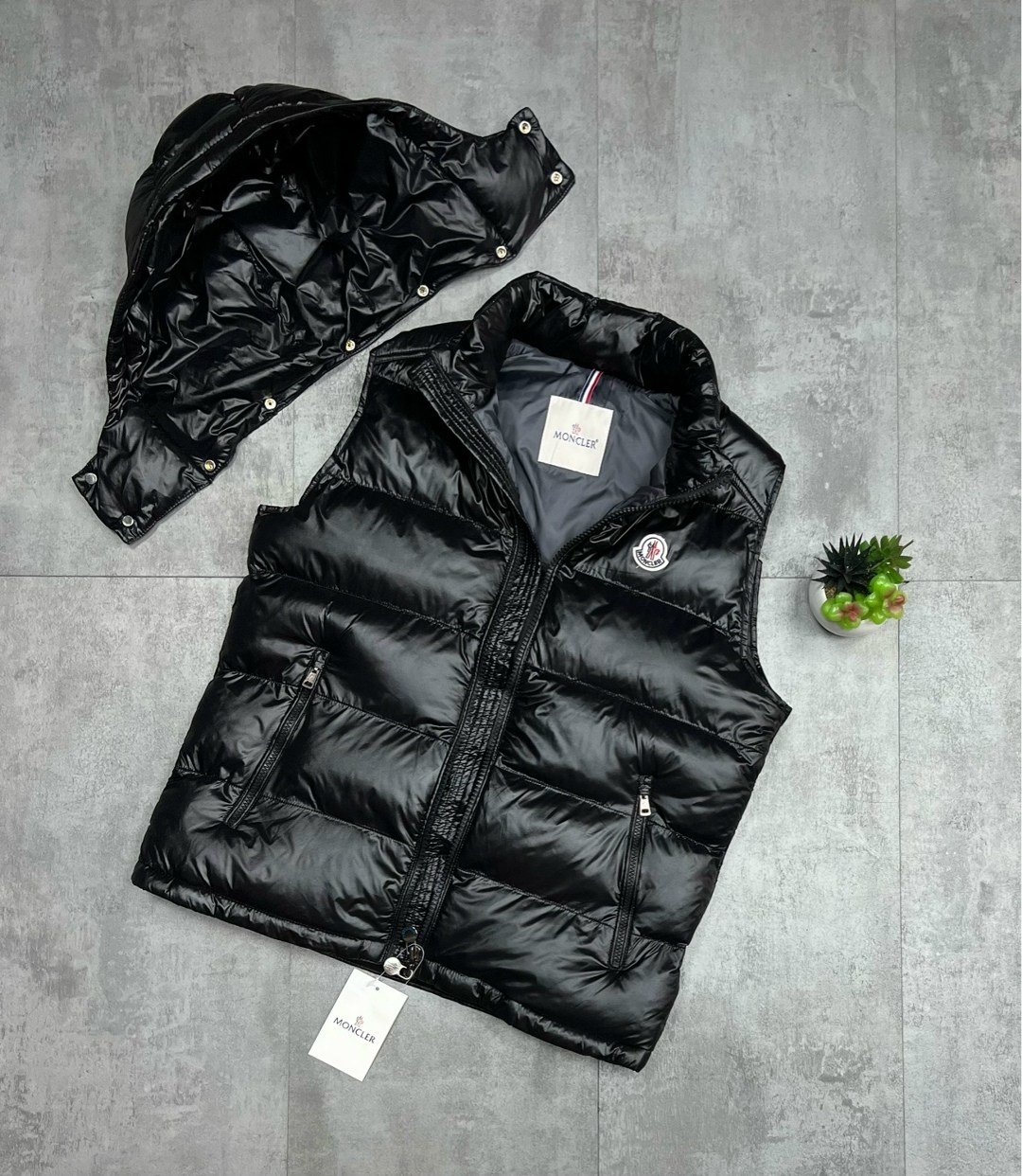 жилетка moncler,жилетка монклер,жилет moncler,жилет,мужской жилет