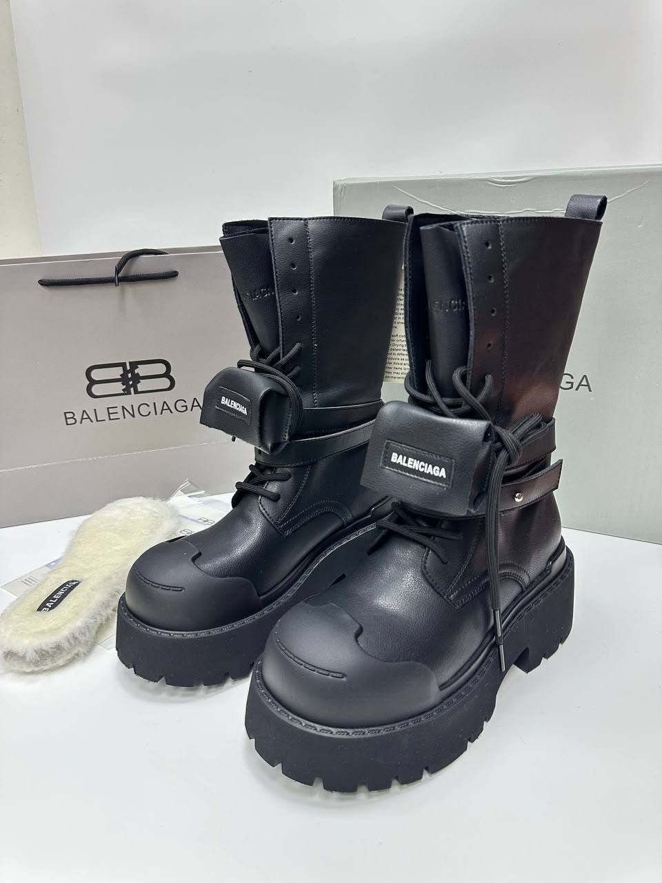 ботинки balenciaga,,ботинки осенние с натуральным мехом balenciaga,женская ,ботинки