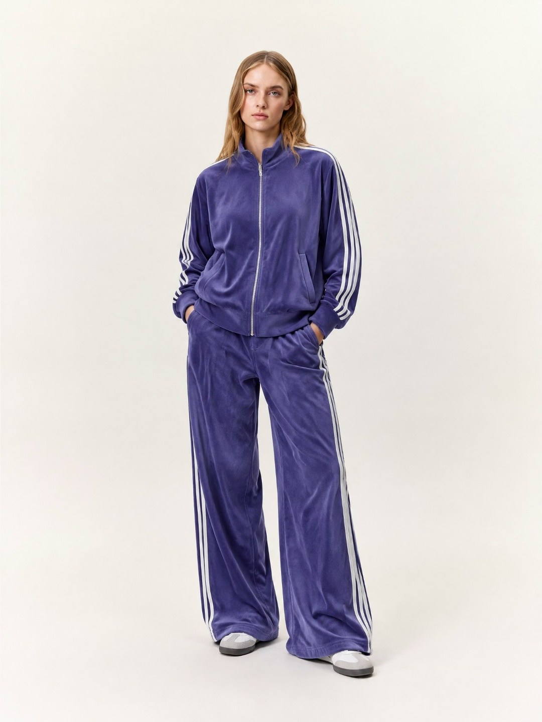 костюм велюровый спортивный,adidas tracksuit,спортивный велюровый костюм marsia levda girls,костюм женский велюровый,костюм велюровый