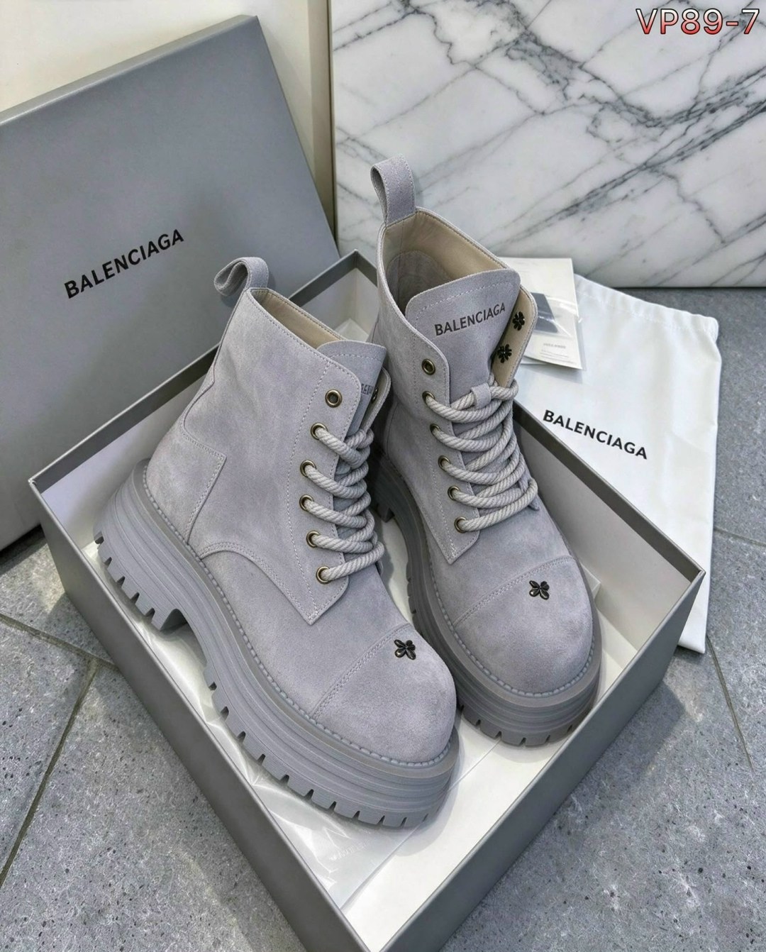 ботинки осенние с натуральным мехом balenciaga,ботинки balenciaga,ботинки осенние с натуральным мехом balenciaga premiumshoes цвет светло-серый,женские зимние ботинки на платформе с натуральным мехом