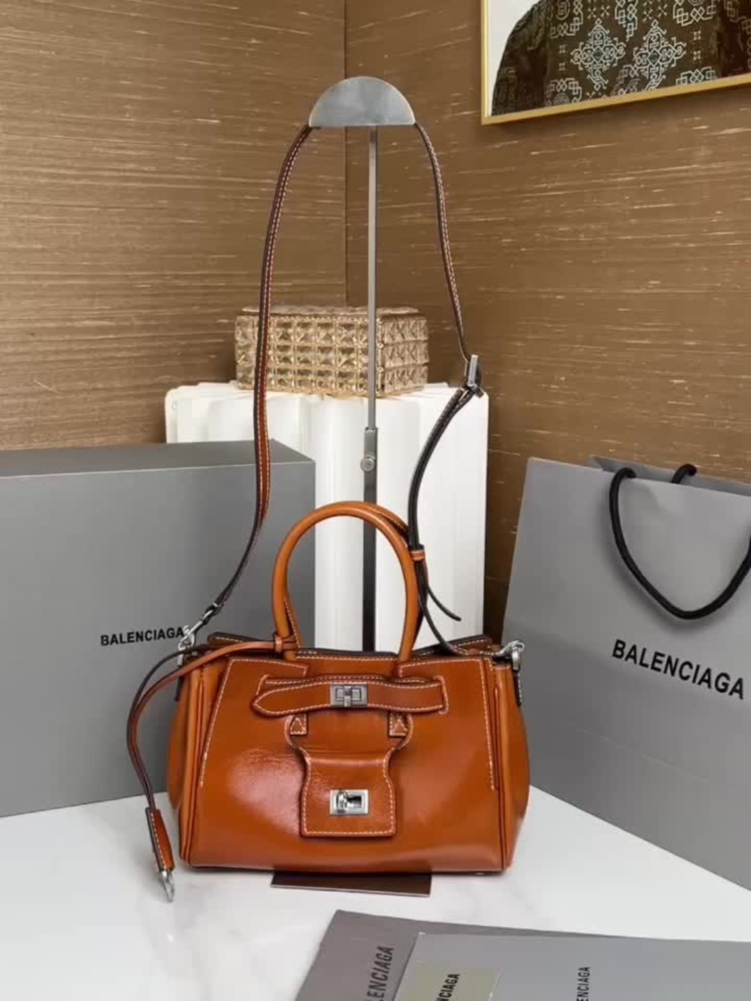 сумка balenciaga,сумка женская balenciaga,balenciaga сумка на плечо,сумка баленсиага,balenciaga balenciaga