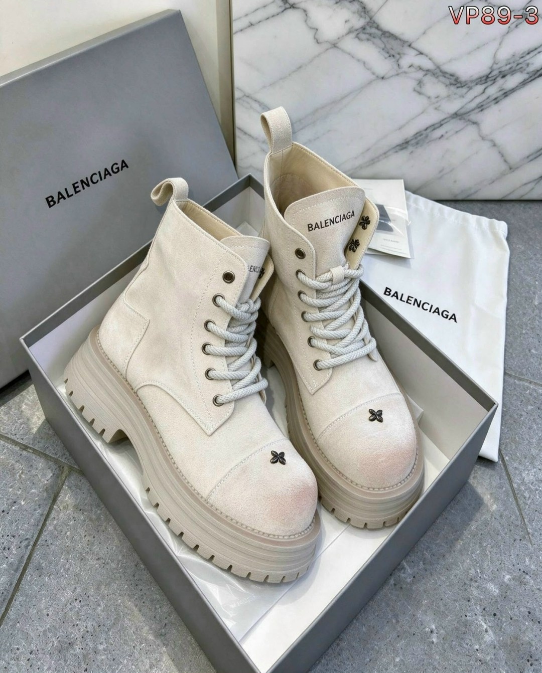 ботинки осенние с натуральным мехом balenciaga,ботинки balenciaga,ботинки осенние с натуральным мехом balenciaga premiumshoes цвет светло-серый,женские зимние ботинки на платформе с натуральным мехом