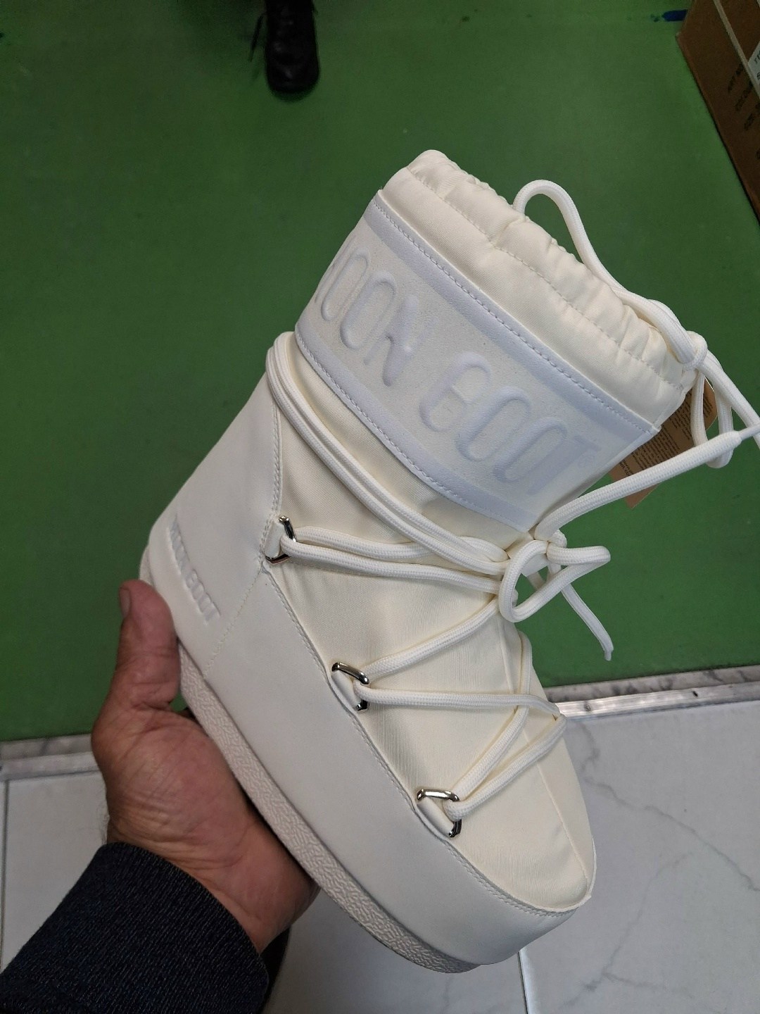 ботинки moon boot,зимние ботинки moon boot,,женские зимние ботинки moon boot,зимние сапоги moon boot