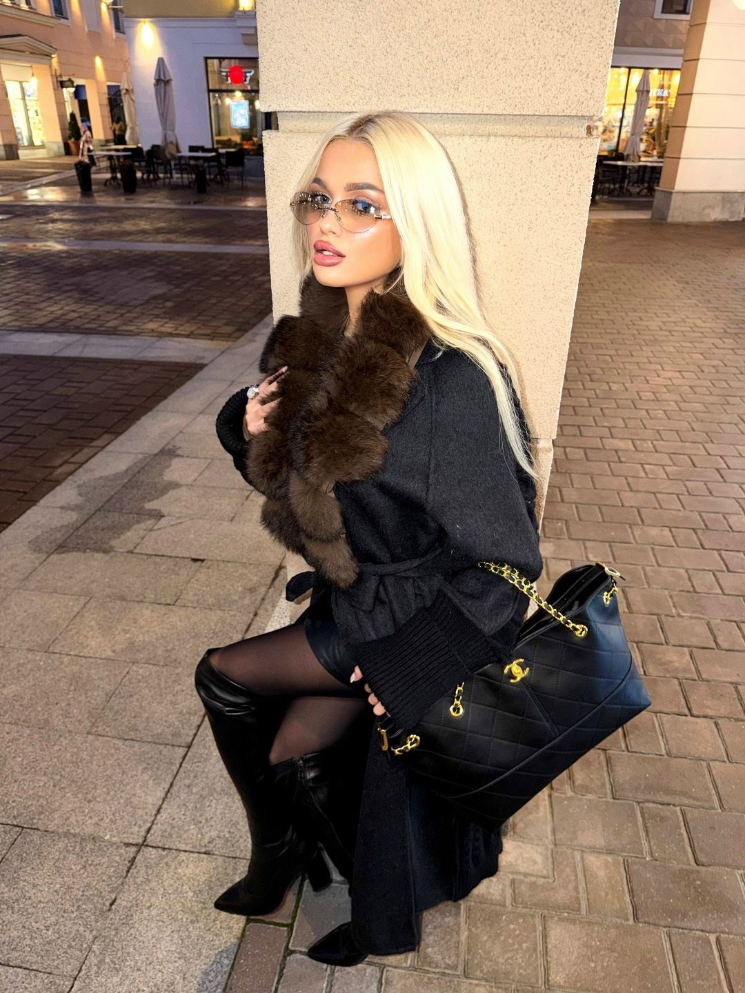 пальто с мехом,шуба из соболя,пальто шуба,женская шуба