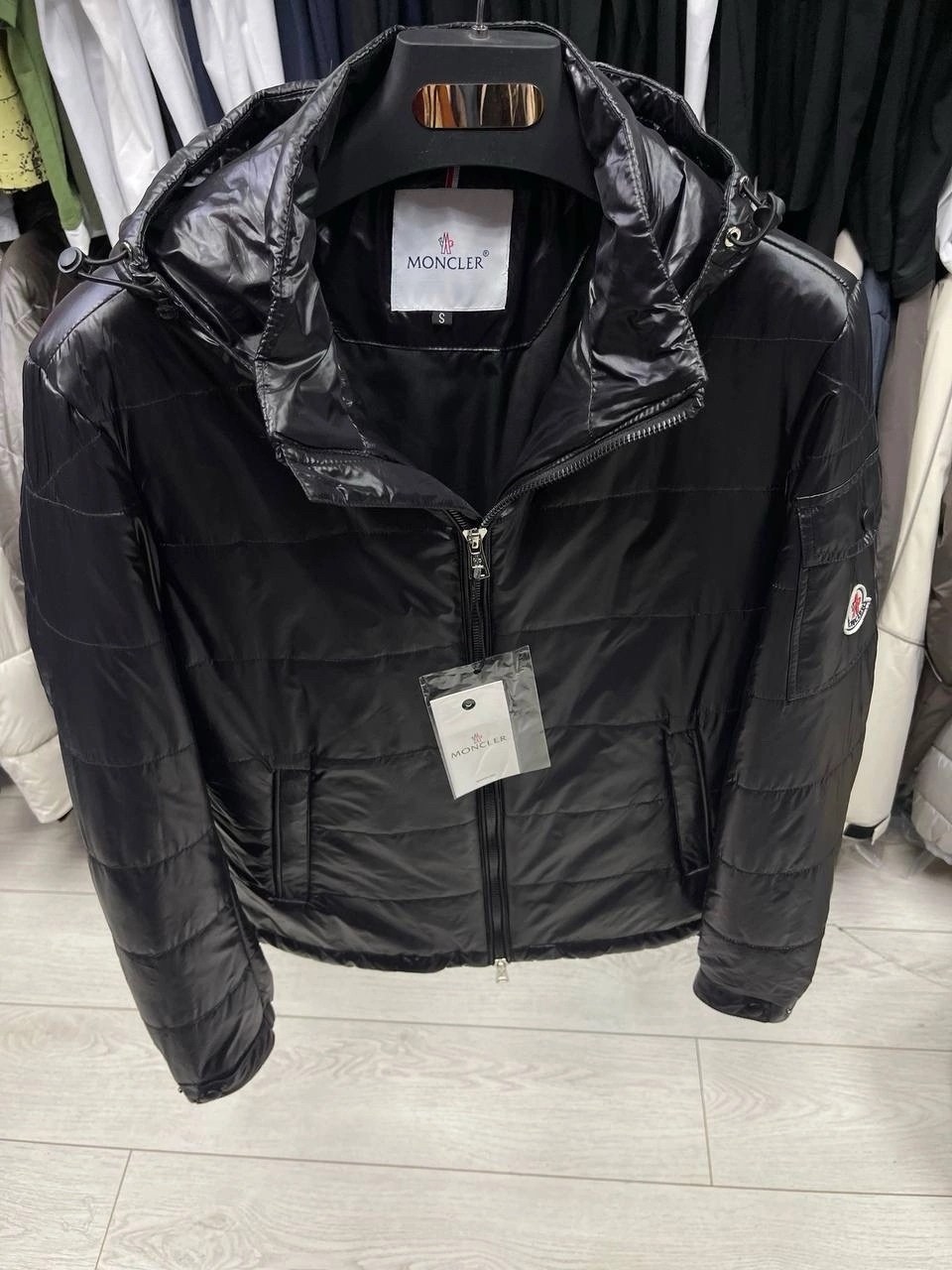 пуховик мужской moncler,куртка moncler,пуховик moncler,зимняя куртка moncler,мужская зимняя куртка moncler