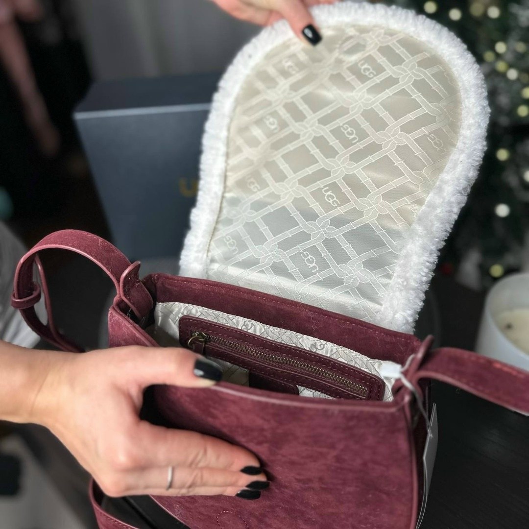 сумка ugg с мехом,сумка ugg,сумка меховая ugg,сумка ugg 22х22 натуральная кожа,сумка женская ugg