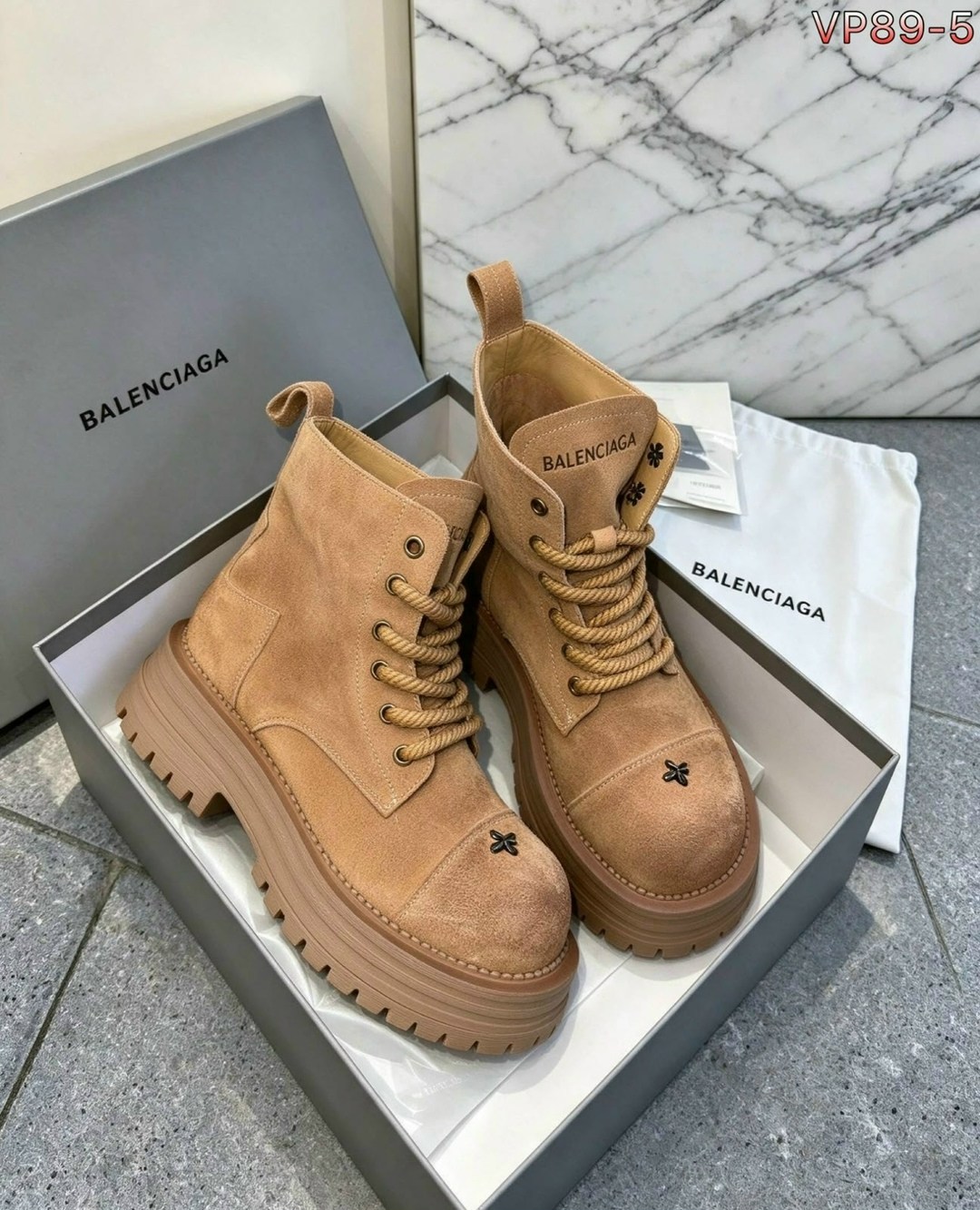 ботинки осенние с натуральным мехом balenciaga,ботинки balenciaga,ботинки осенние с натуральным мехом balenciaga premiumshoes цвет светло-серый,женские зимние ботинки на платформе с натуральным мехом