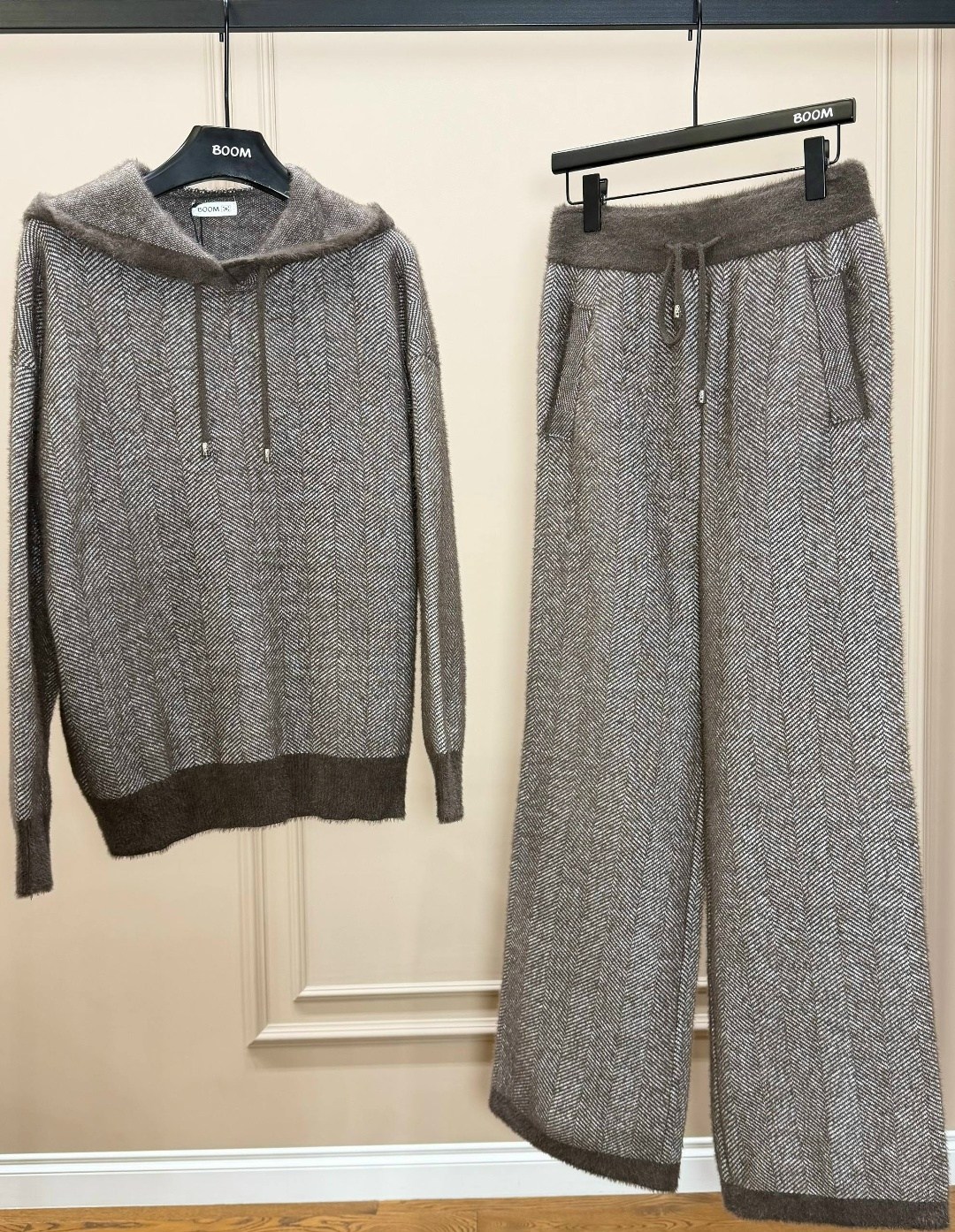 спортивный костюм loro piana,loro piana костюм кашемировый,костюм loro piana,костюм кашемировый,вязаные костюмы