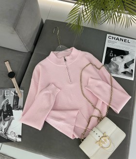 Свитер