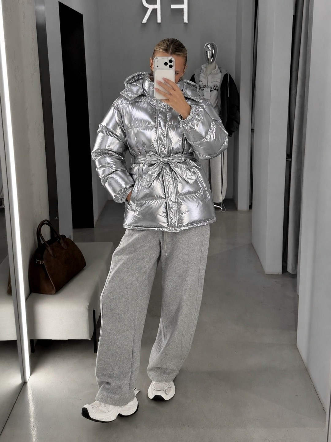 куртка женская,стильные пуховики,куртки зимние,модные куртки на зиму,куртка лаковая