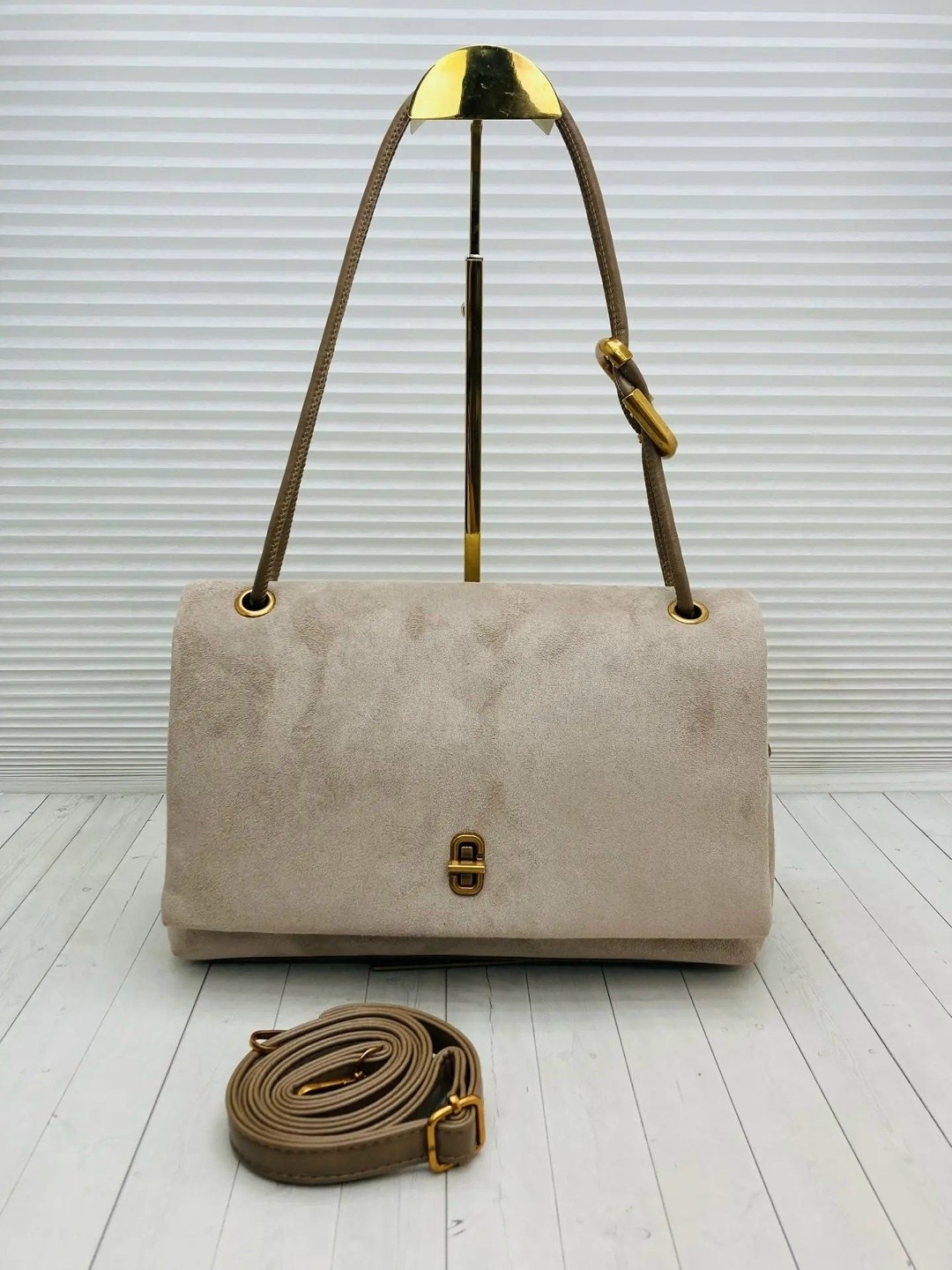 замшевая сумка,кожаная сумка сэтчел liya suede coccinelle,сумка coccinelle,coccinelle сумка liya suede,сумка женская