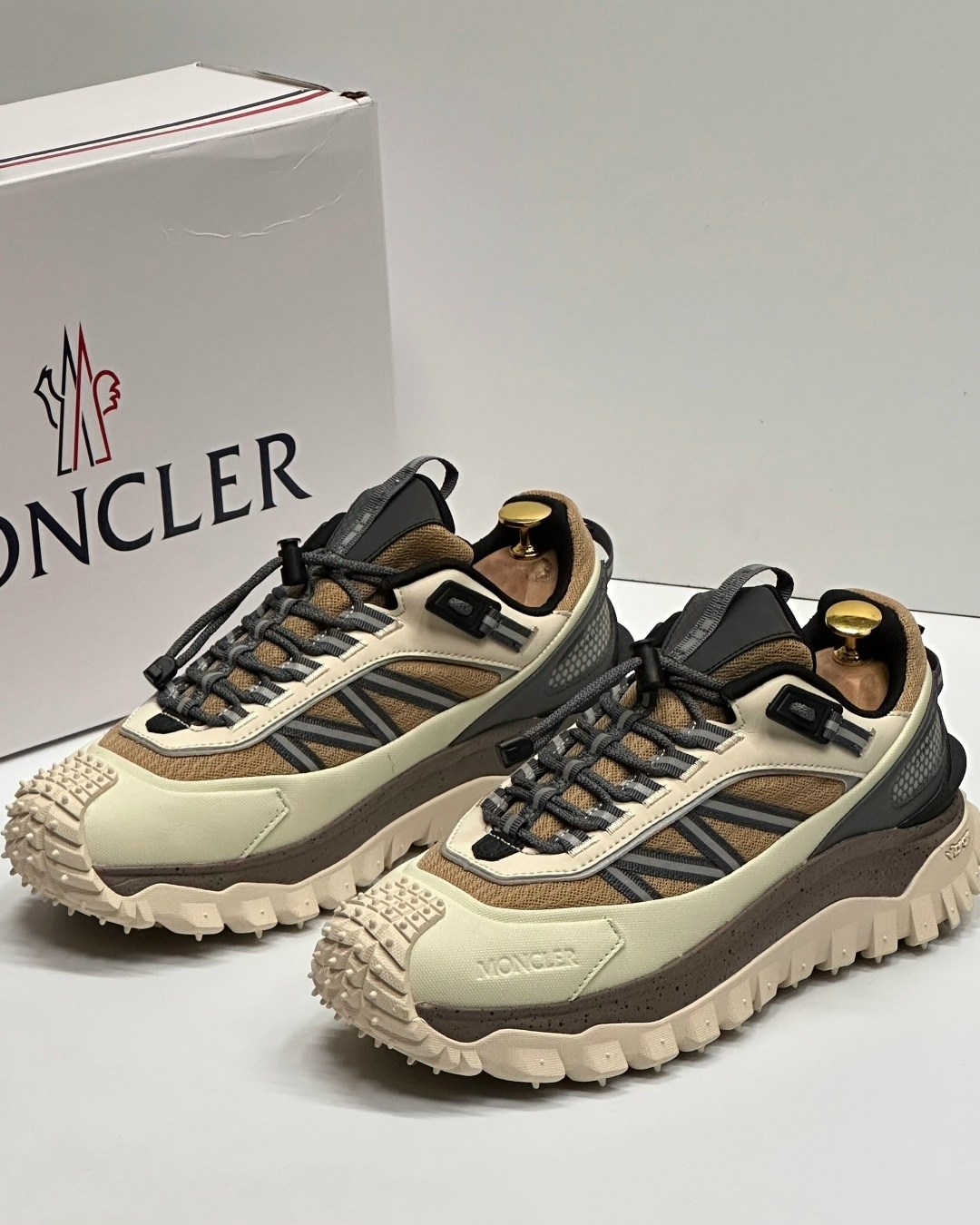 кроссовки moncler trailgrip gtx,кроссовки мужские moncler trailgrip gtx белый,кроссовки moncler,кроссовки moncler trailgrip,мужские кроссовки