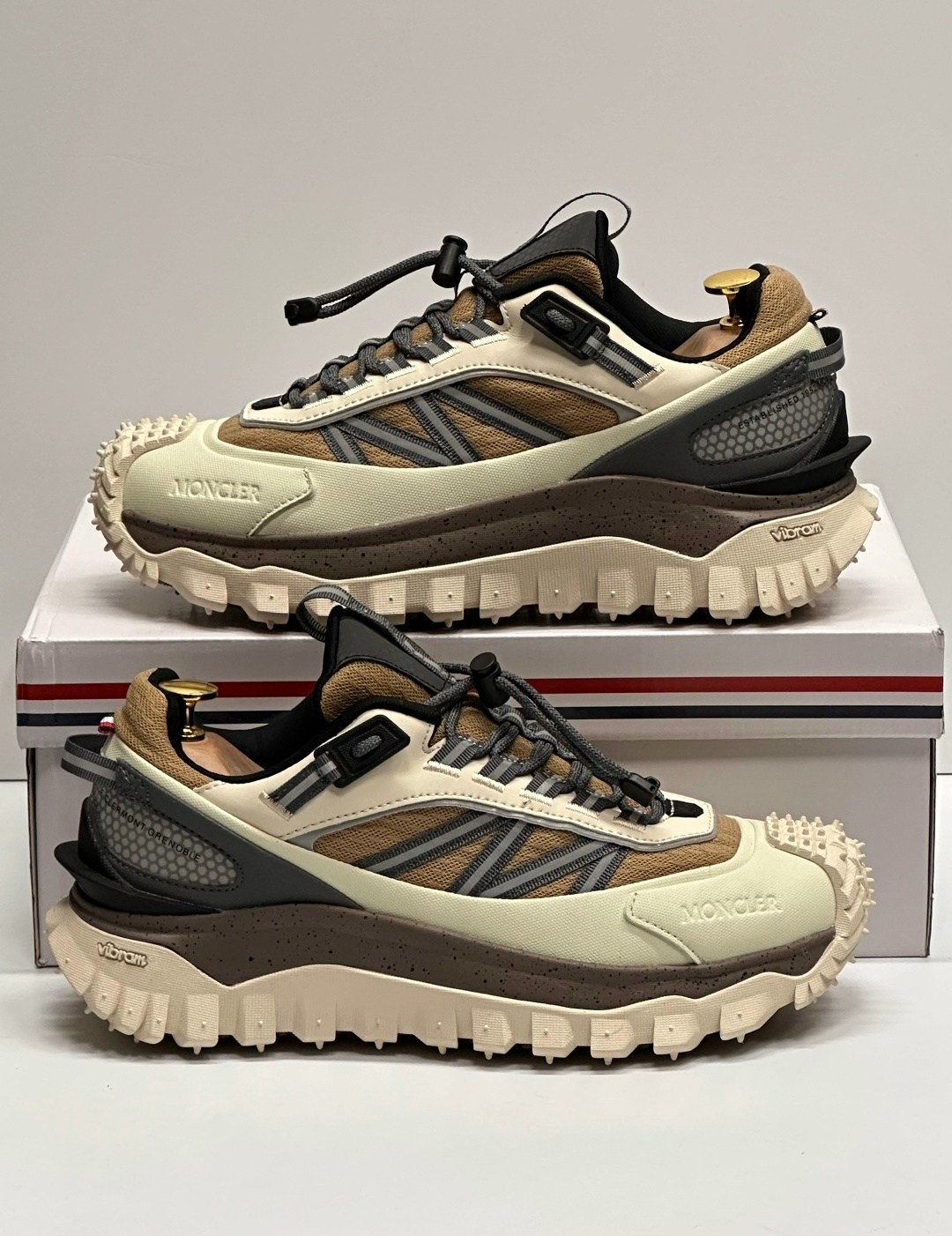 кроссовки moncler trailgrip gtx,кроссовки мужские moncler trailgrip gtx белый,кроссовки moncler,кроссовки moncler trailgrip,мужские кроссовки