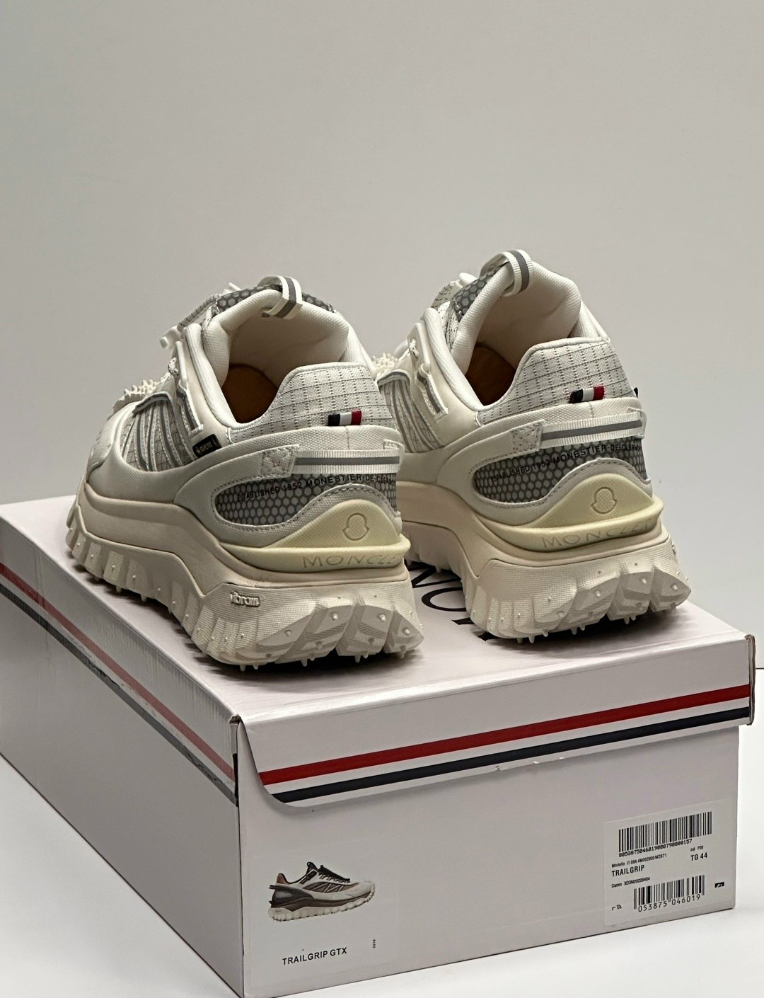 кроссовки мужские moncler trailgrip gtx белый,кроссовки moncler,moncler trailgrip gtx,кроссовки,низкие кроссовки