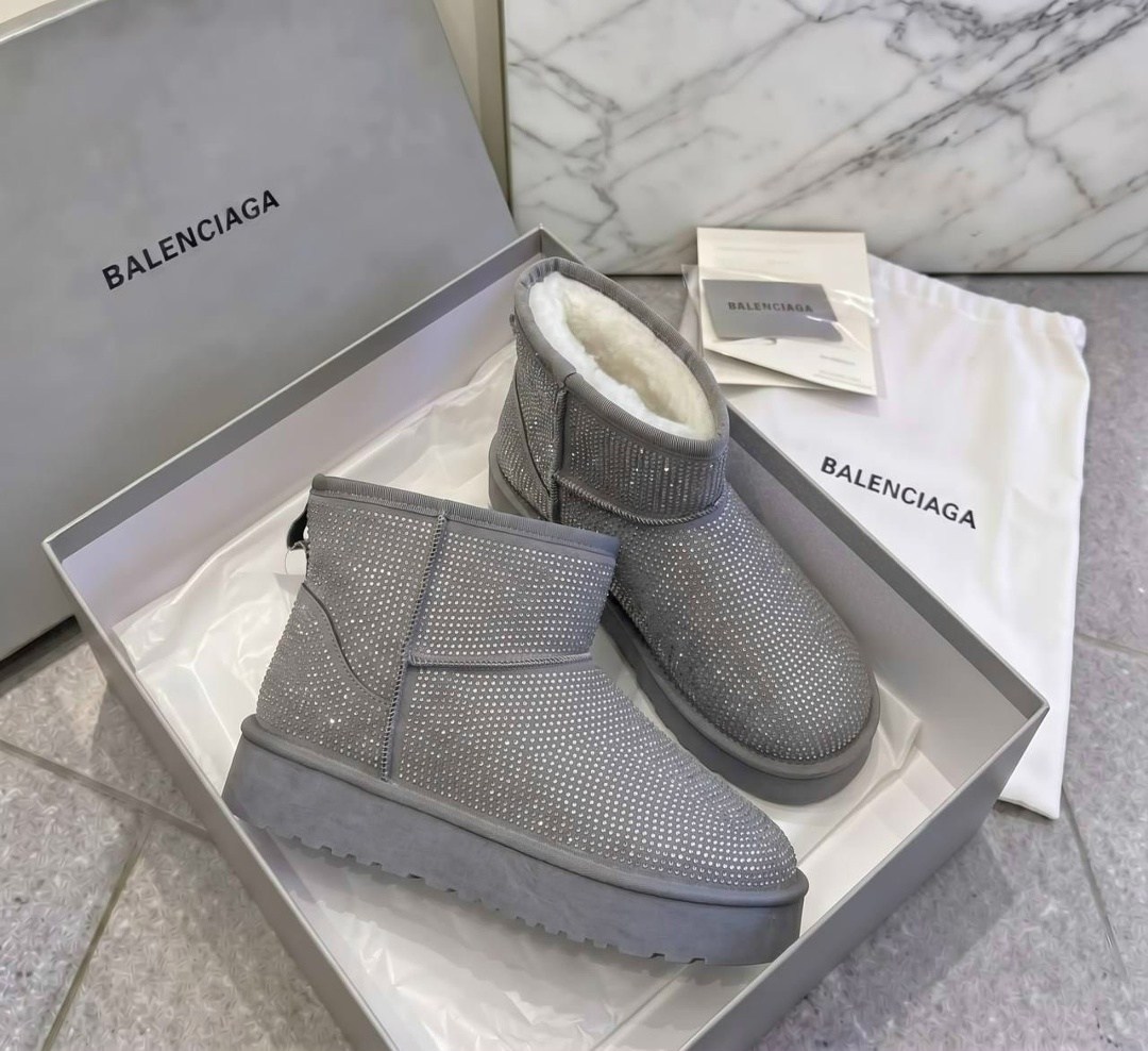 ,ботинки женские в стиле balenciaga,зимние ботинки balenciaga,женские угги,женская  зимняя