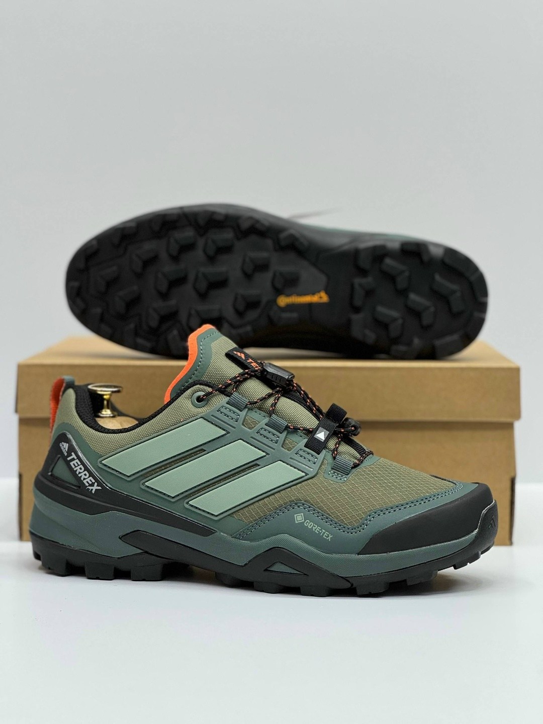 кроссовки adidas terrex,треккинговая  adidas terrex skychaser,треккинговые кроссовки adidas outdoor terrex,adidas terrex,adidas terrex gore tex