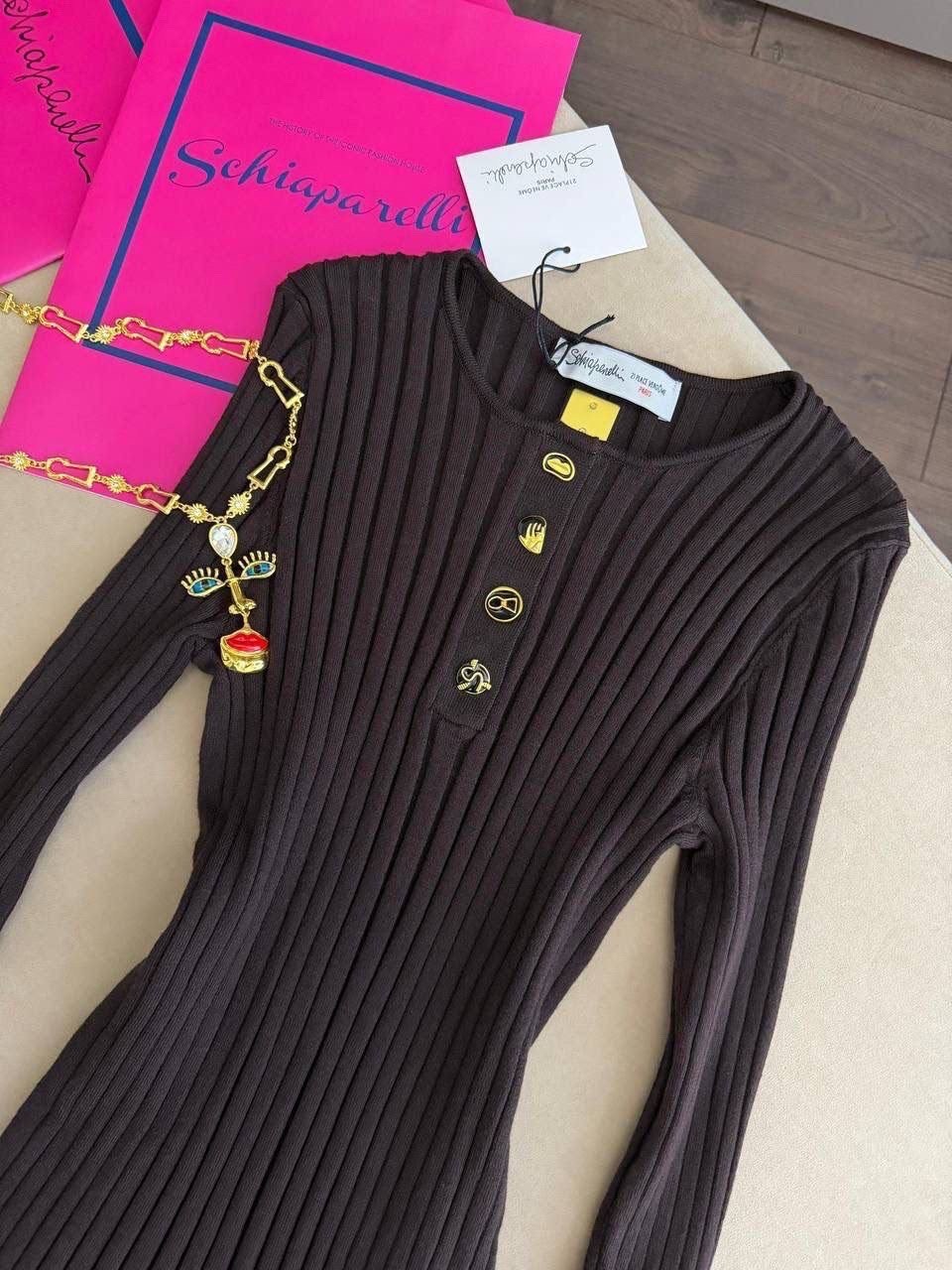 одежда для женщин,трикотажный лонгслив,schiaparelli одежда,кофта женская,кофточка с пуговицами