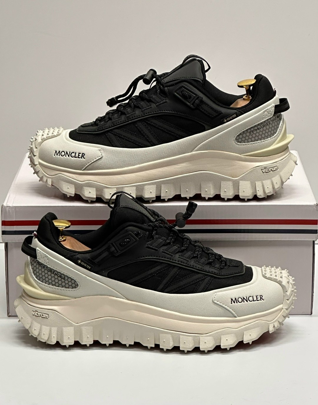 кроссовки мужские moncler trailgrip gtx белый,кроссовки moncler trailgrip gtx,кроссовки moncler,мужские кроссовки,moncler trailgrip gtx