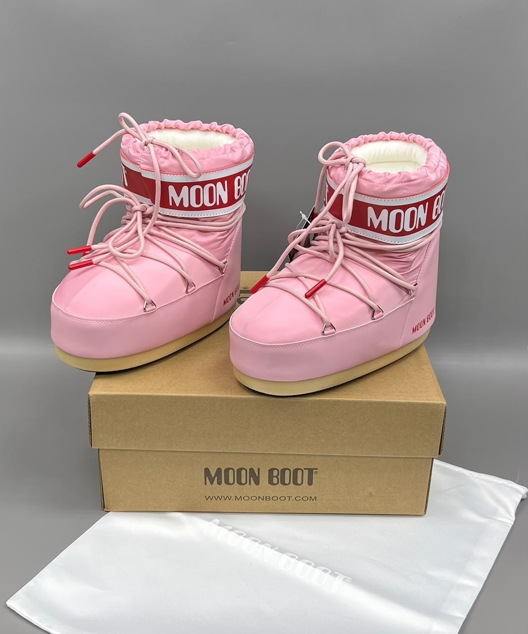 зимние сапоги moon boot розовый,дутики moon boot glance зимние сапог розовый размер 39 ru,луноходы женские,низкие зимние ботинки icon moon boot розовый,зимние ботинки mb icon low nylon moon boot розов