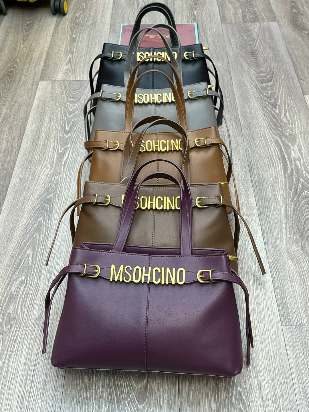 сумка,женская сумка,модная сумка,сумка love moschino,женская сумочка
