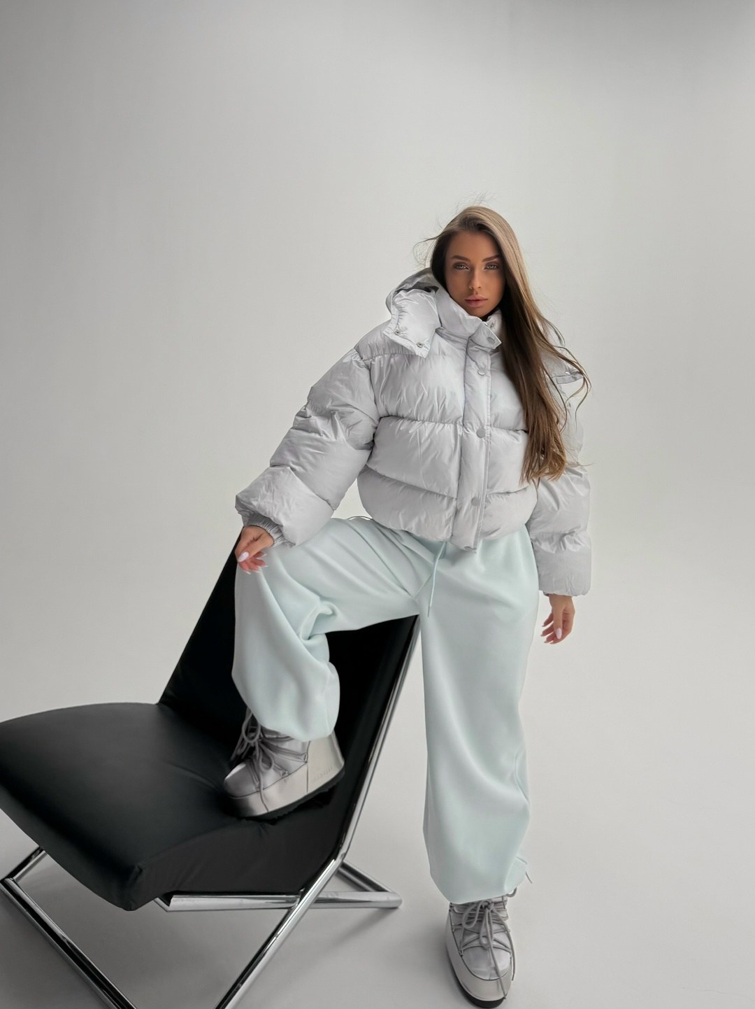 куртка oversize пуховая светло-серая,куртка fly 09110129 светло-серая,зимние куртки,стильная куртка,куртка оверсайз