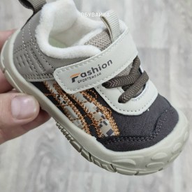 Кроссовки