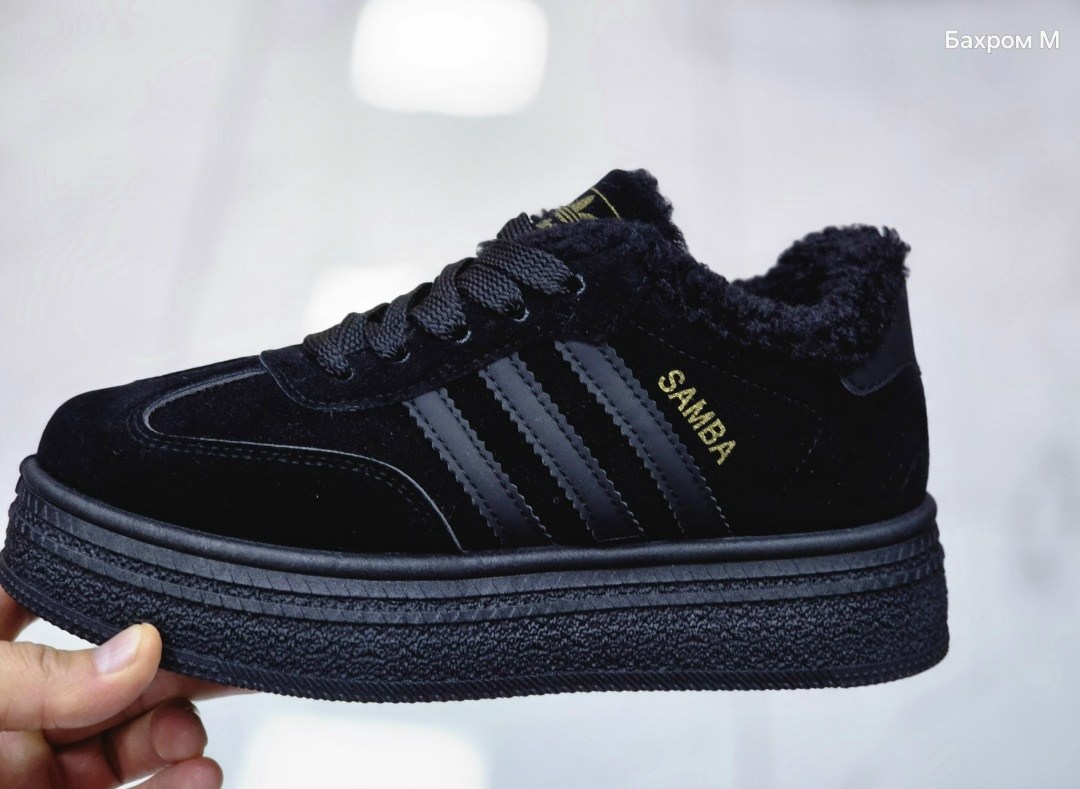 ,кроссовки adidas,кроссовки женскиe, женская,стильные кроссовки