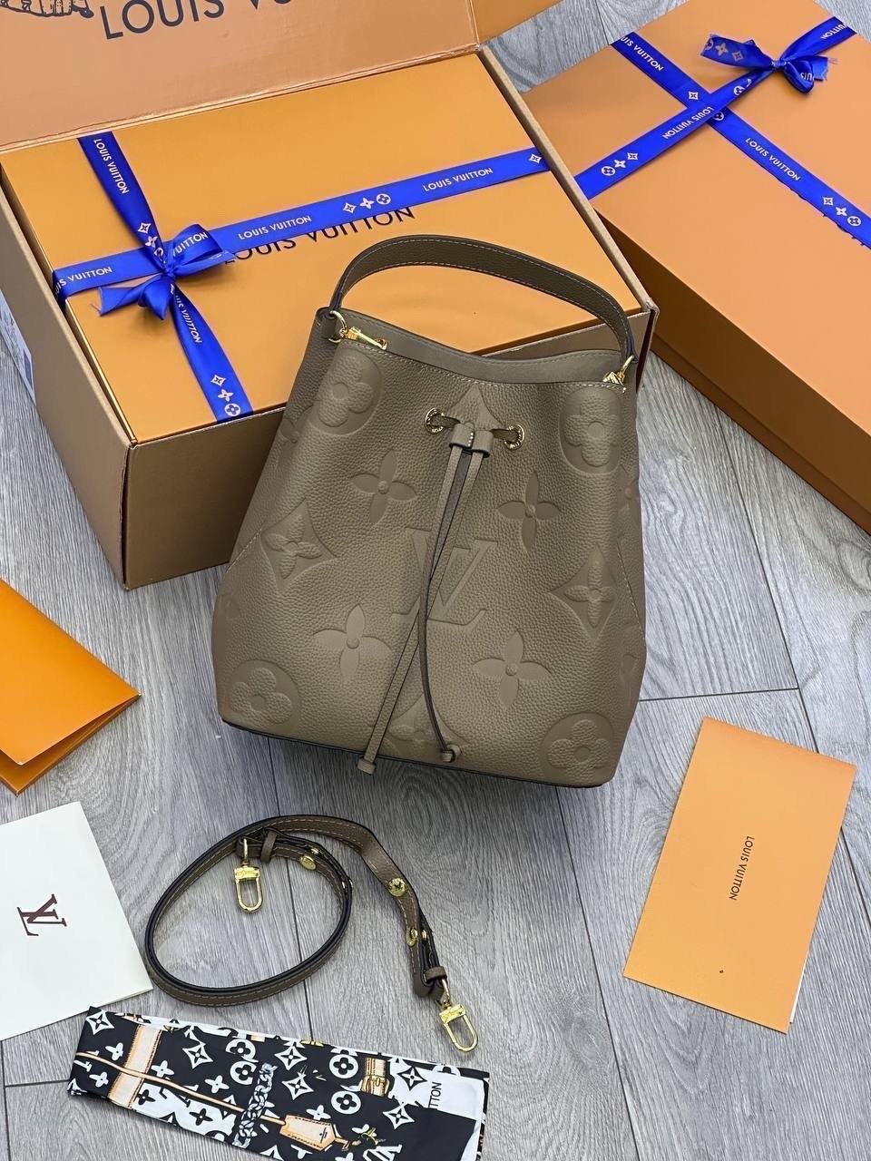сумка женская louis vuitton,cумка louis vuitton,сумки луи виттон,сумки женские louis vuitton сумка louis vuitton,комплект сумка