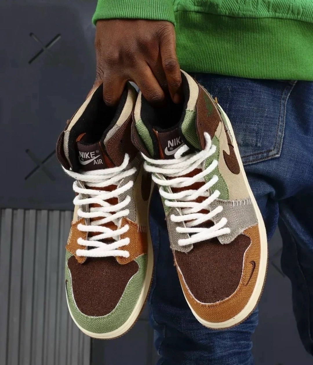 кроссовки nike air jordan 1 high voodoo,кроссовки zion williamson x air jordan 1 high og,кроссовки мужские зимние jordan 1 high og sp travis scott,кроссовки nike air jordan 1 low voodoo,кроссовки nike