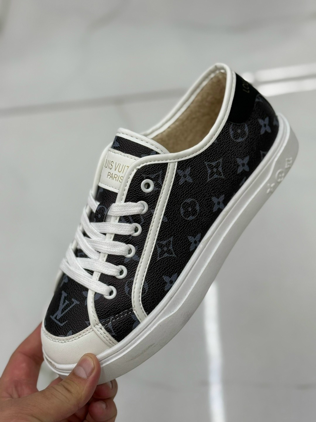 ,кеды louis vuitton,луи виттон кеды,кроссовки louis vuitton,луи виттон кроссовки