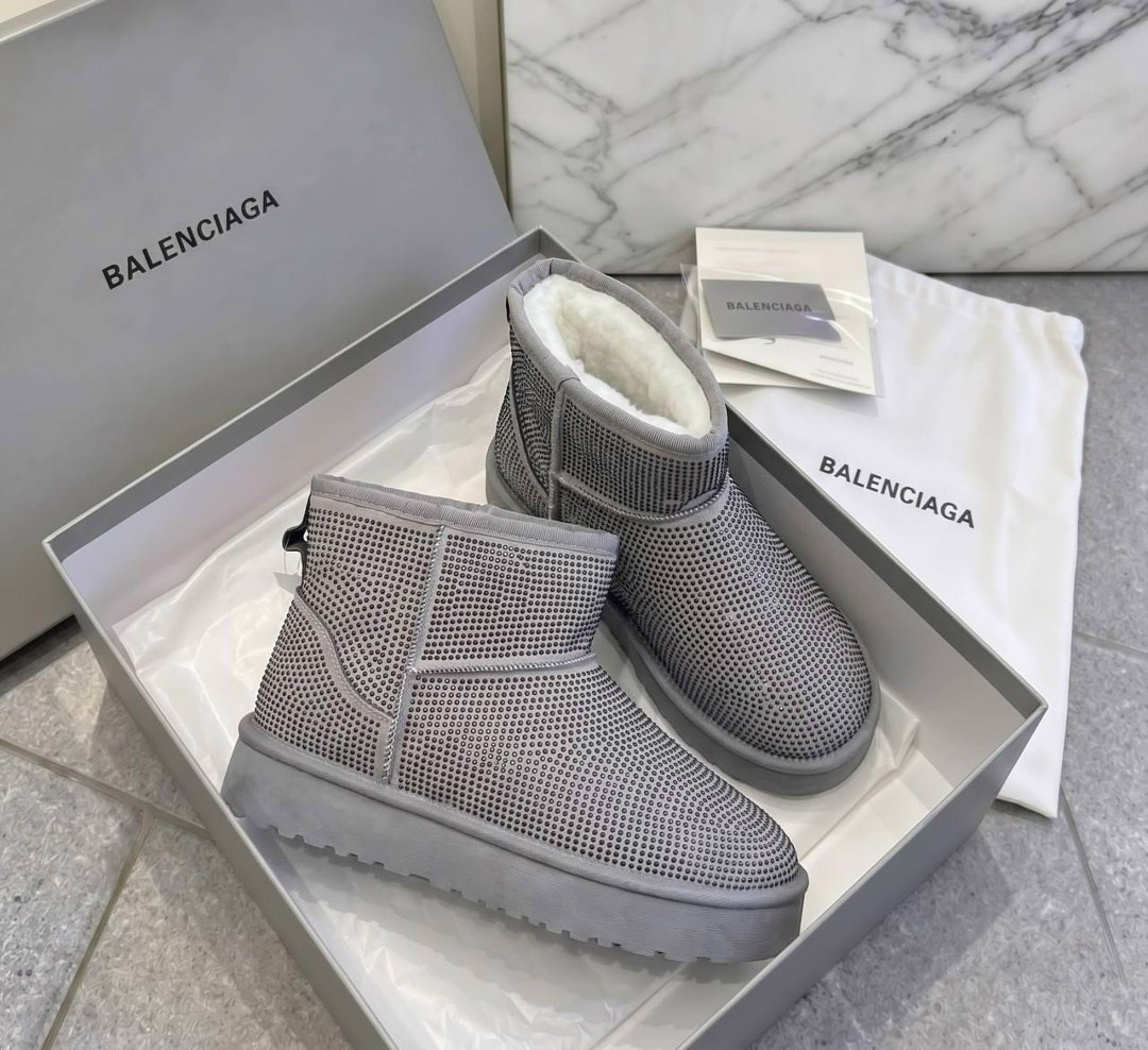 ,ботинки женские в стиле balenciaga,зимние ботинки balenciaga,женские угги,женская  зимняя