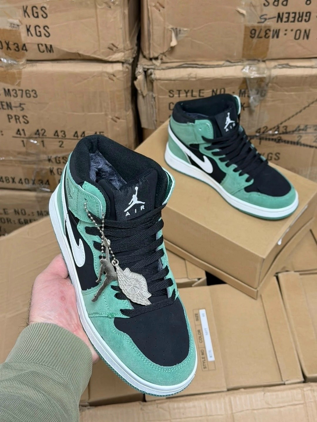 air jordan 1 mid pine green,кроссовки,nike air jordan 1,nike air jordan 1 mid,кроссовки nike air jordan 1