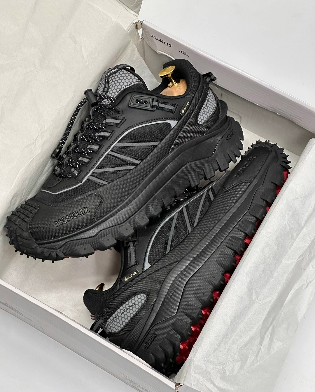 кроссовки trailgrip gtx moncler черный,кроссовки moncler trailgrip gtx,низкие кроссовки moncler trailgrip gtx черный,кроссовки moncler,кроссовки