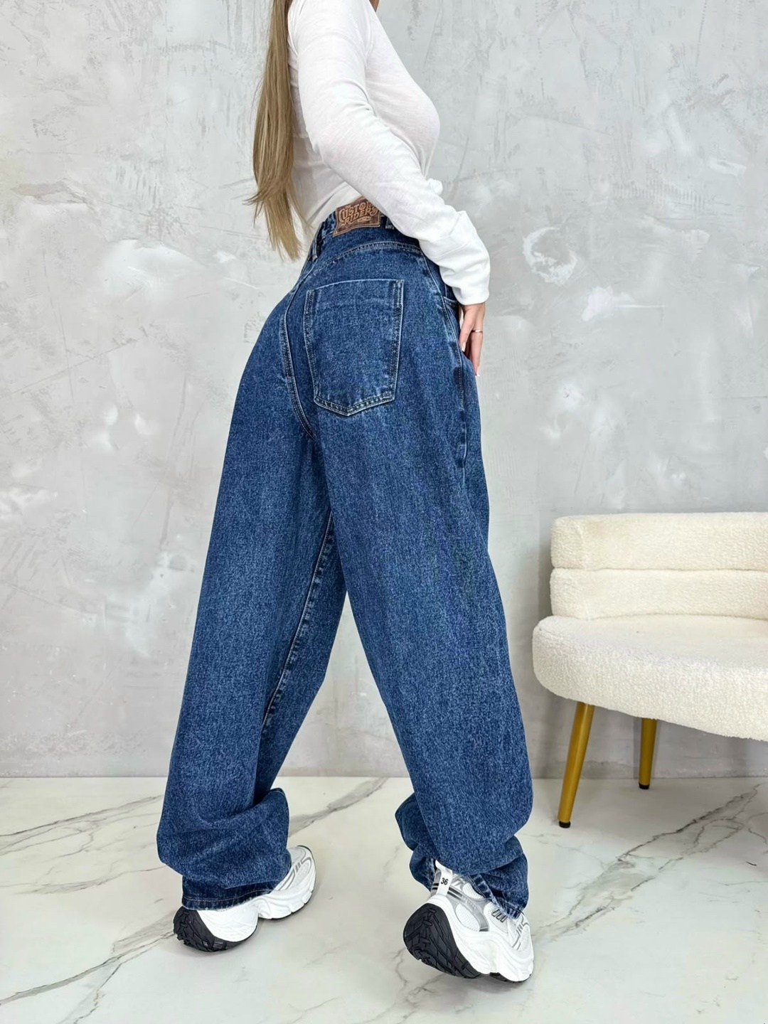 женские джинсы,джинсы широкие,джинсы,женские широкие джинсы,модные джинсы