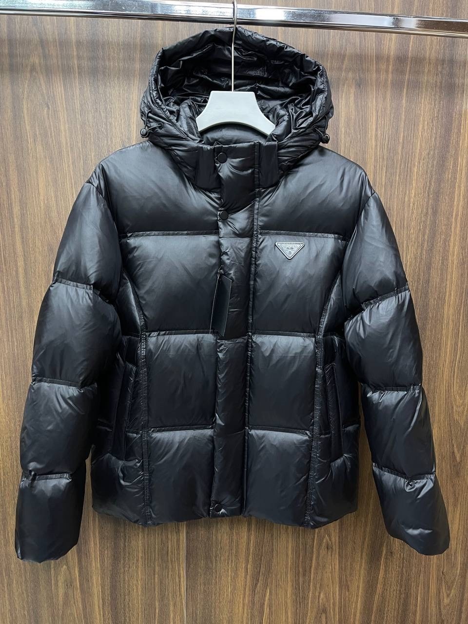 пуховик prada,пуховик мужской prada,мужская зимняя куртка prada,куртка prada,пуховик мужской