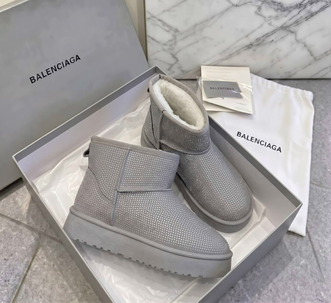 ,ботинки женские в стиле balenciaga,зимние ботинки balenciaga,женские угги,женская  зимняя