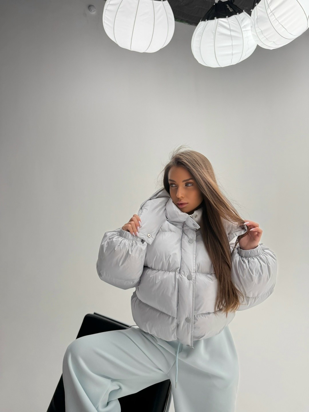 куртка oversize пуховая светло-серая,куртка fly 09110129 светло-серая,зимние куртки,стильная куртка,куртка оверсайз