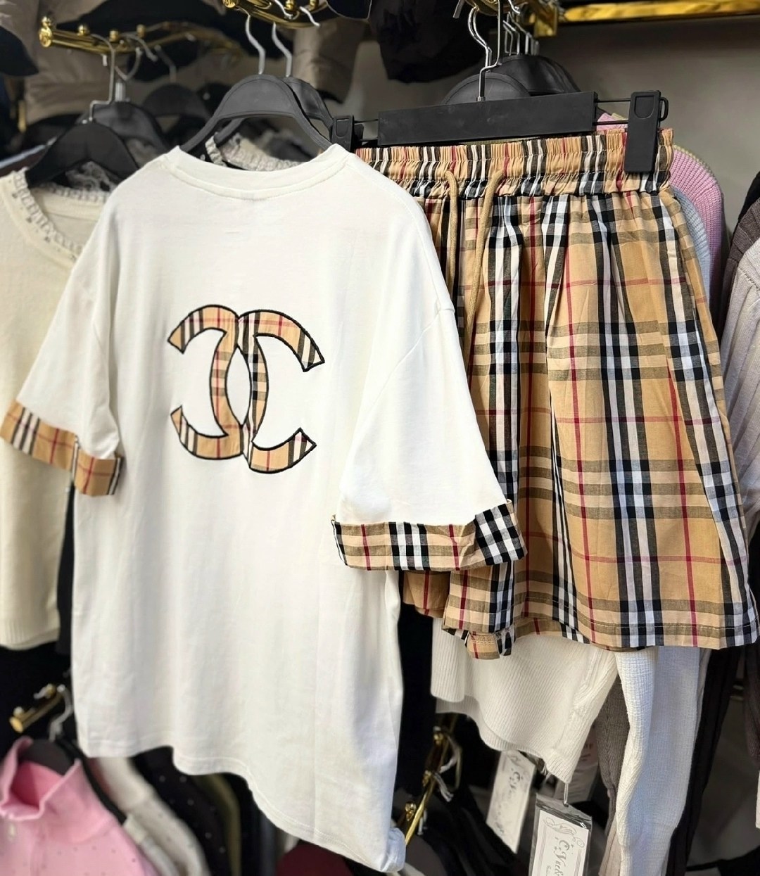 шорты burberry,шорты в клетку burberry,шорты в клетку vintage check burberry коричневый,шорты барбери,хлопковые шорты burberry
