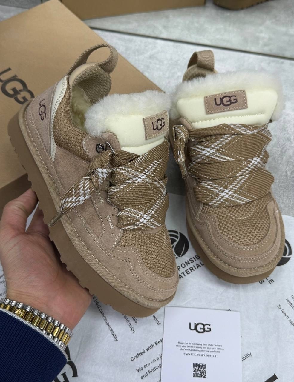 ,кроссовки ugg,теплые кроссовки,зимняя ,ugg lowmel sneaker
