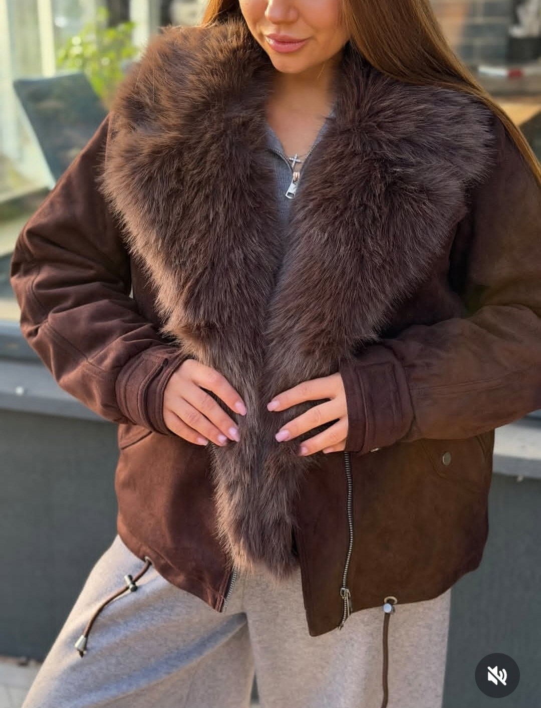 женский чёрный пуховик с мехом max mara,женский пуховик с натуральным мехом max mara premium,пуховики с мехом,куртка меховая,женский чёрный пуховик с натуральным мехом max mara