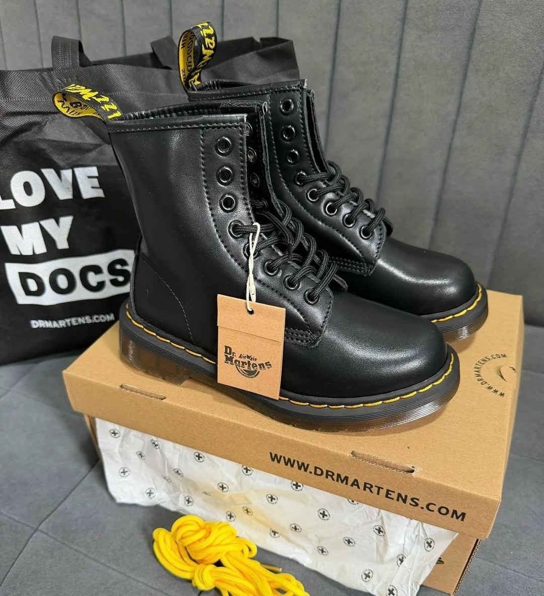 ,dr martens 1460,модная женская ,ботинки dr martens,dr. martens