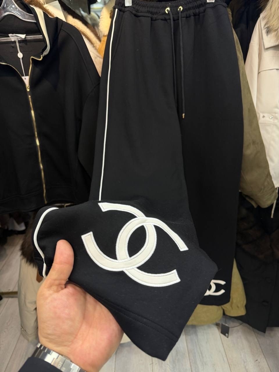 костюм chanel,костюм спортивный chanel,спортивные костюмы женские,одежда шанель,костюм спортивный