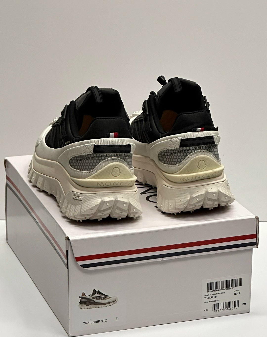 кроссовки мужские moncler trailgrip gtx белый,кроссовки moncler trailgrip gtx,кроссовки moncler,мужские кроссовки,moncler trailgrip gtx