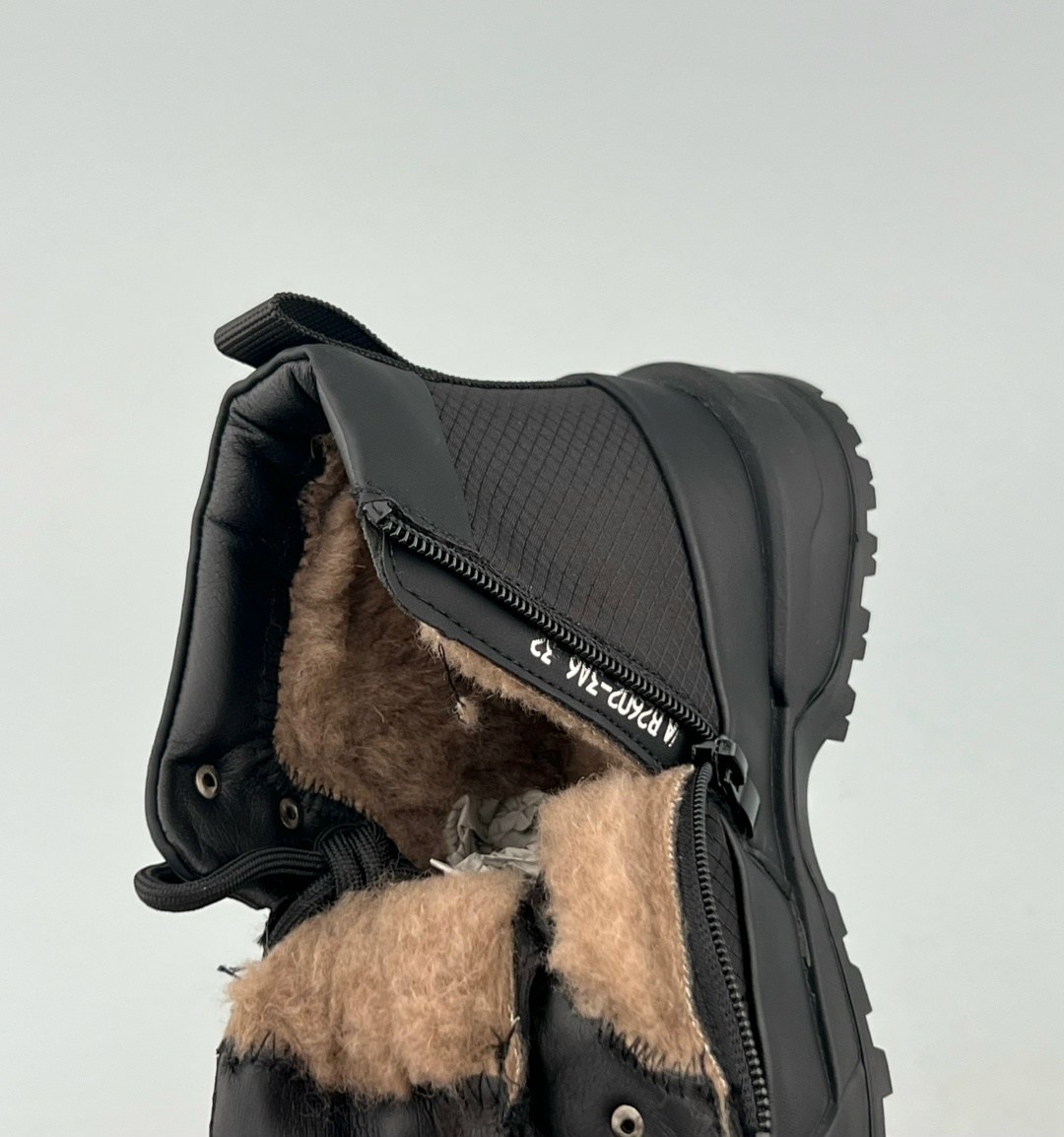 мужская походная  the north face black,ботинки the north face,кроссовки мужские the north face,зимние ботинки the north face,the north face ботинки мужские