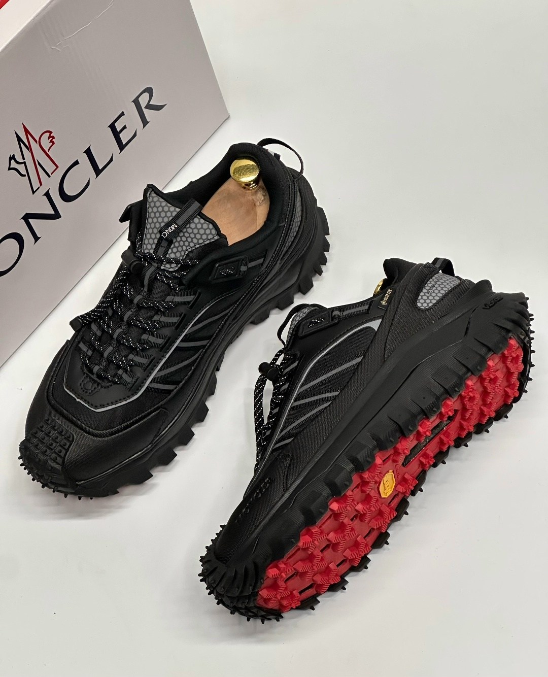 кроссовки trailgrip gtx moncler черный,кроссовки moncler trailgrip gtx,низкие кроссовки moncler trailgrip gtx черный,кроссовки moncler,кроссовки